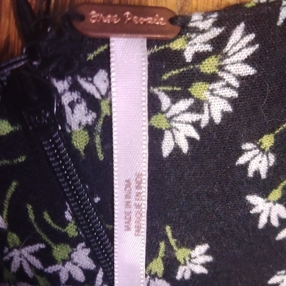 Free People Jinx Black Floral Cutout Tie Front Skirted Romper Size 2 - Picture 3 of 11